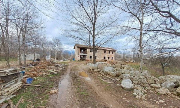 terreno in vendita a Crocetta del Montello in zona Ciano