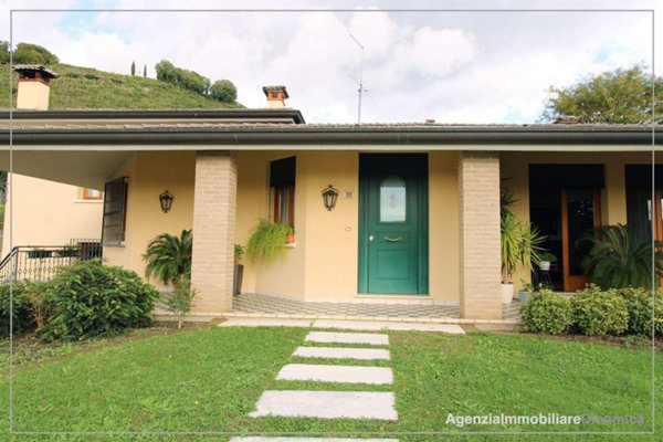 casa indipendente in vendita a Farra di Soligo in zona Soligo