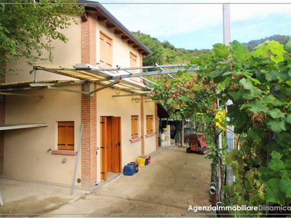 casa indipendente in vendita a Farra di Soligo
