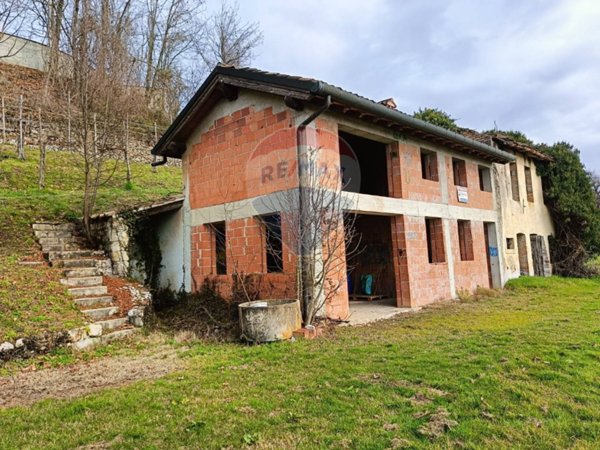 appartamento in vendita a Farra di Soligo in zona Soligo