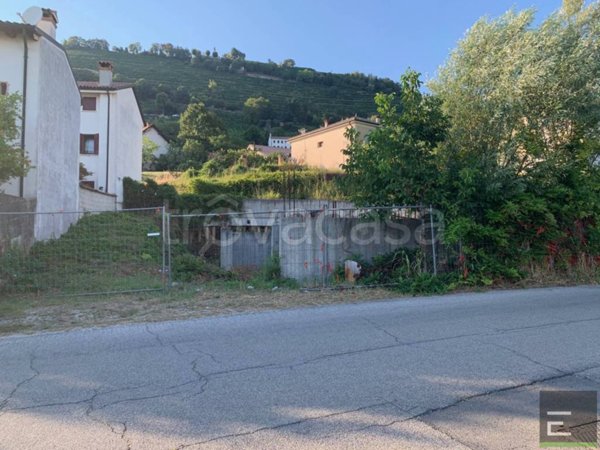 terreno edificabile in vendita a Farra di Soligo in zona Soligo