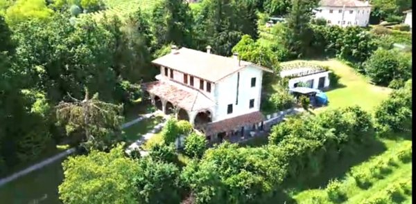casa indipendente in vendita a Farra di Soligo in zona Soligo