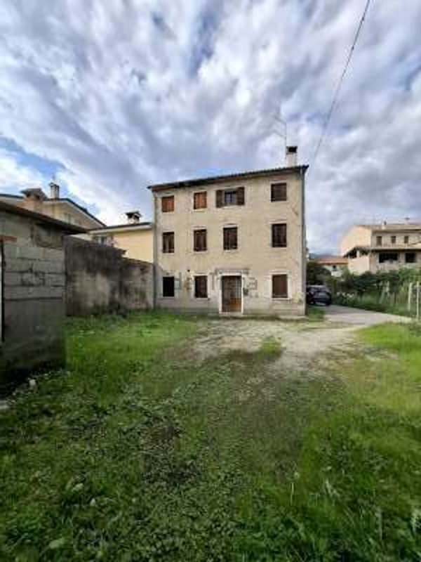casa indipendente in vendita a Farra di Soligo