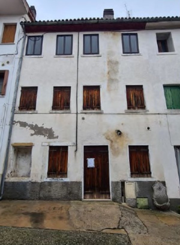 appartamento in vendita a Farra di Soligo in zona Soligo