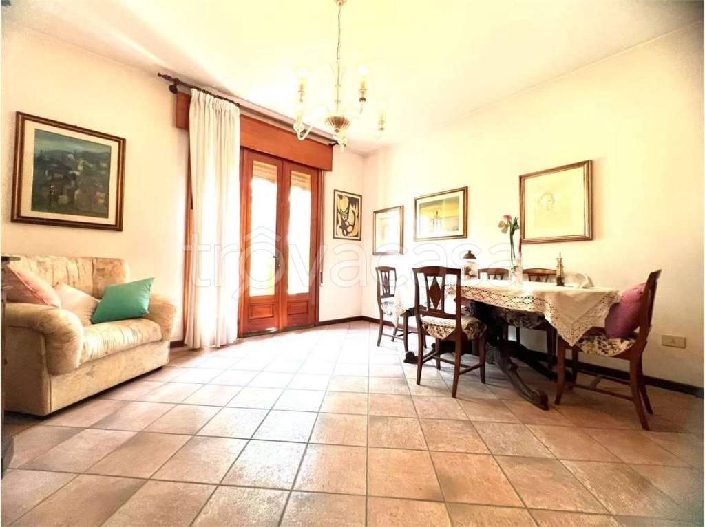 casa indipendente in vendita a Farra di Soligo in zona Soligo