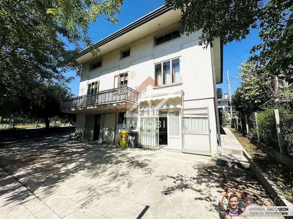 casa indipendente in vendita a Farra di Soligo