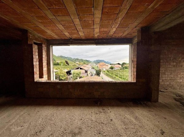 casa indipendente in vendita a Farra di Soligo in zona Col San Martino