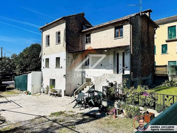 casa indipendente in vendita a Farra di Soligo