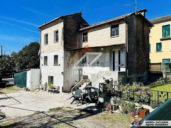 casa indipendente in vendita a Farra di Soligo
