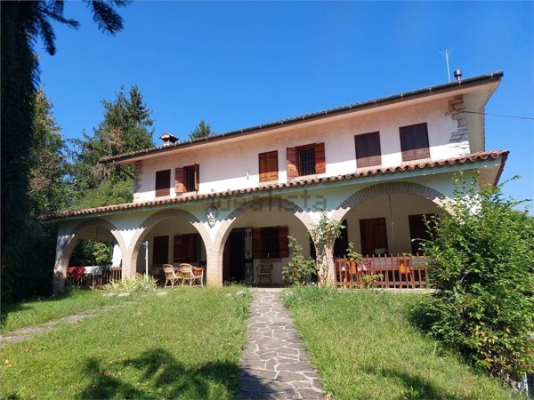 casa indipendente in vendita a Farra di Soligo in zona Col San Martino
