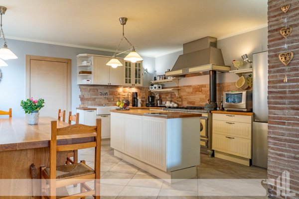 casa indipendente in vendita a Farra di Soligo