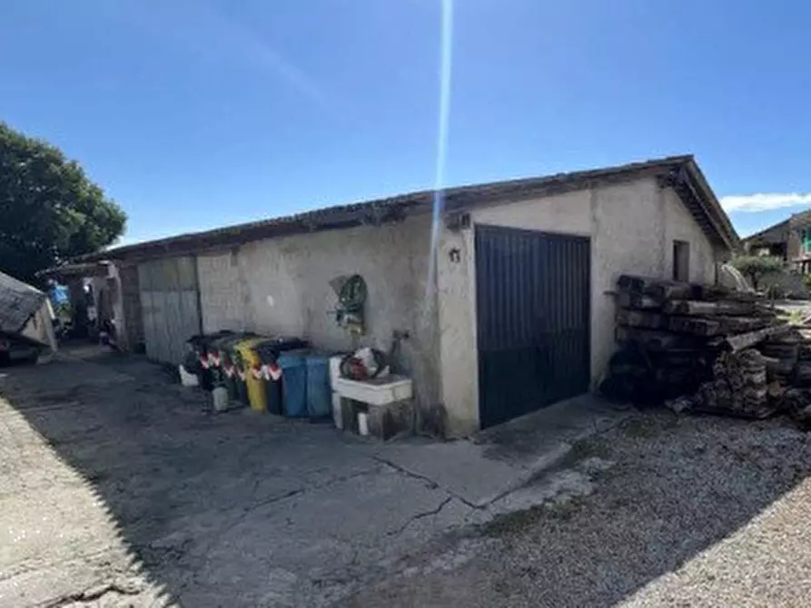locale di sgombero in vendita a Farra di Soligo