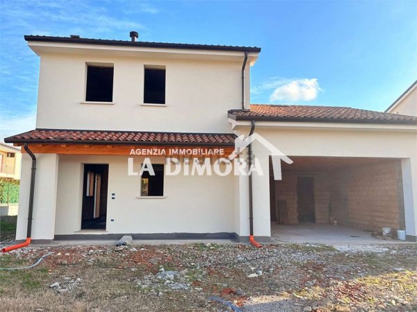 casa indipendente in vendita a Farra di Soligo in zona Soligo