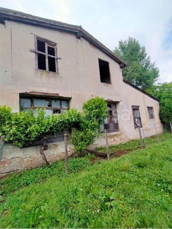 casa indipendente in vendita a Farra di Soligo
