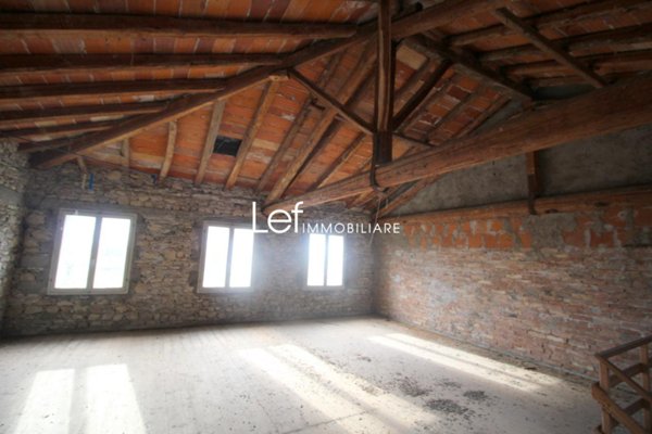 casa indipendente in vendita a Farra di Soligo in zona Soligo