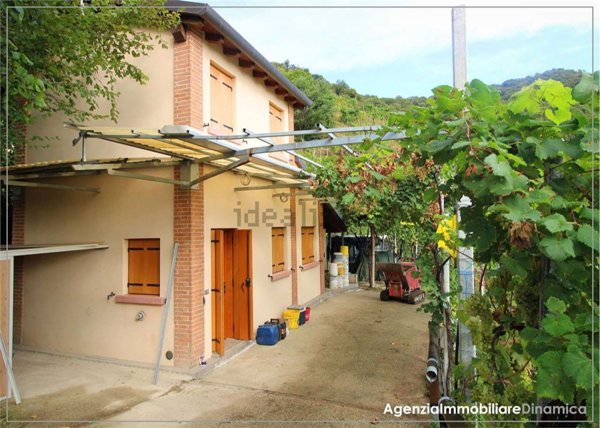 casa indipendente in vendita a Farra di Soligo in zona Soligo