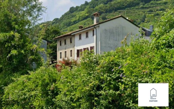 casa indipendente in vendita a Farra di Soligo in zona Soligo