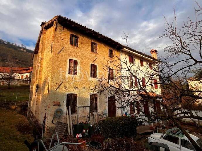 casa indipendente in vendita a Farra di Soligo in zona Soligo