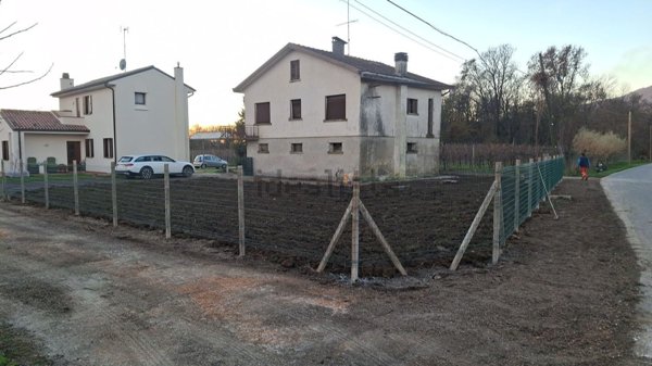 casa indipendente in vendita a Farra di Soligo in zona Col San Martino