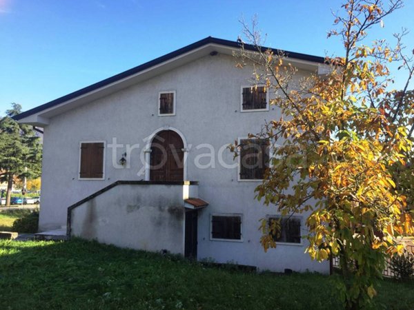 casa indipendente in vendita a Follina