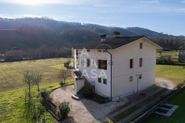 casa indipendente in vendita a Follina