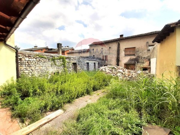 casa indipendente in vendita a Follina