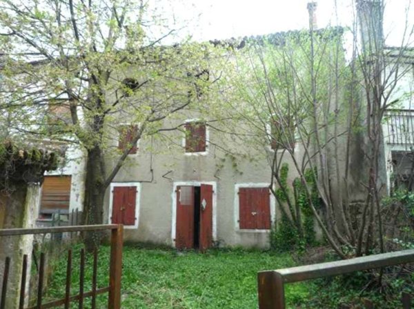 casa indipendente in vendita a Follina