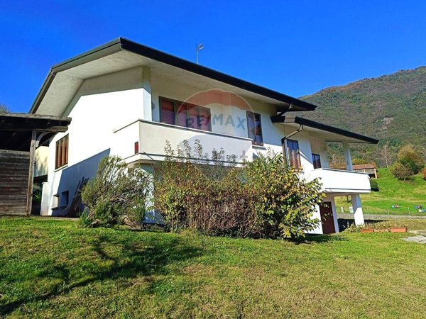 casa indipendente in vendita a Follina