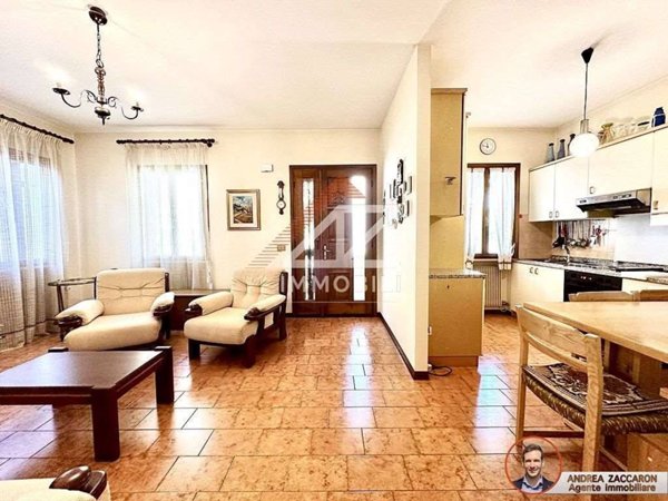 appartamento in vendita a Follina