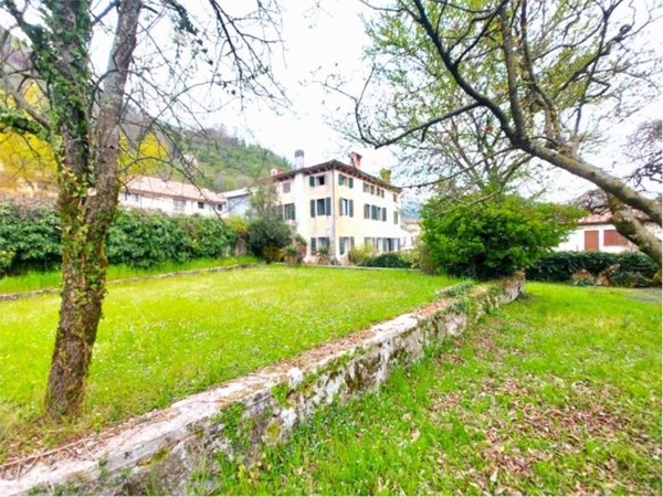 casa indipendente in vendita a Follina