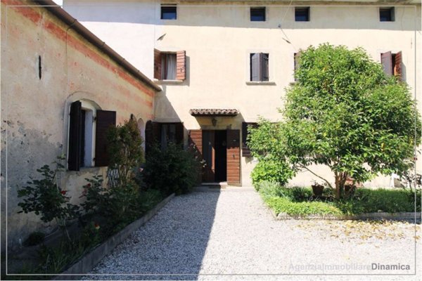 casa indipendente in vendita a Follina