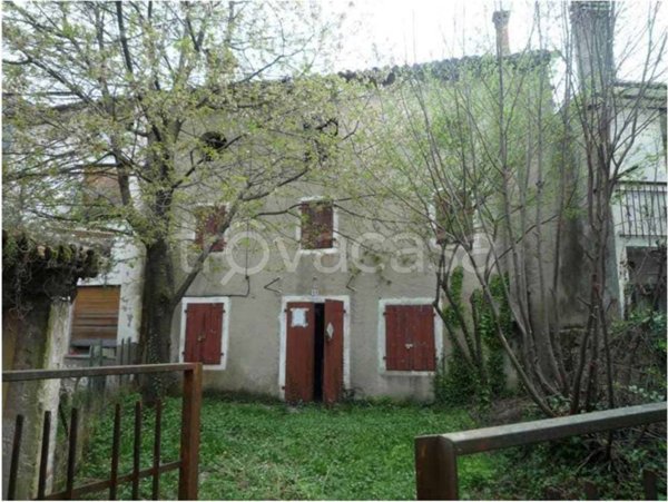 casa indipendente in vendita a Follina