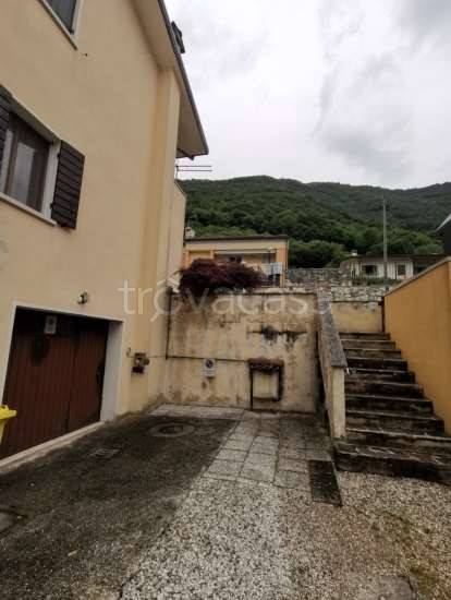 appartamento in vendita a Follina