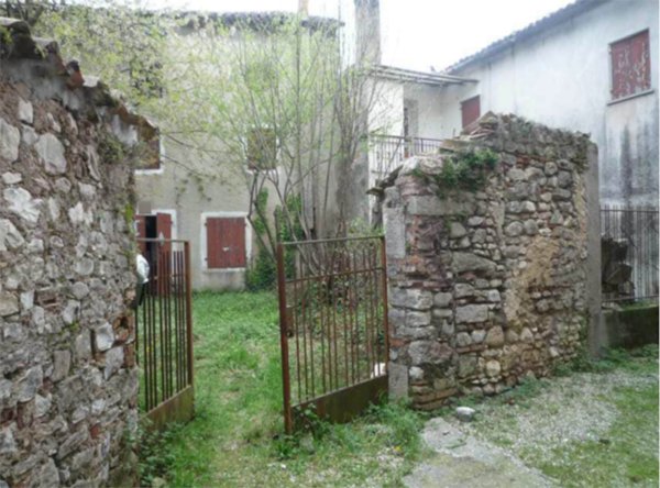 casa indipendente in vendita a Follina