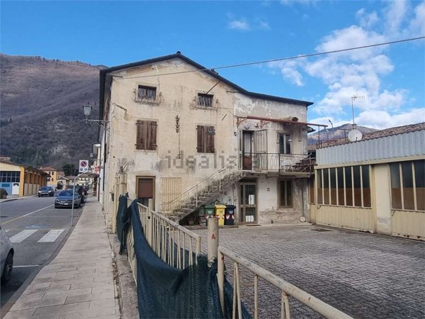 casa indipendente in vendita a Follina