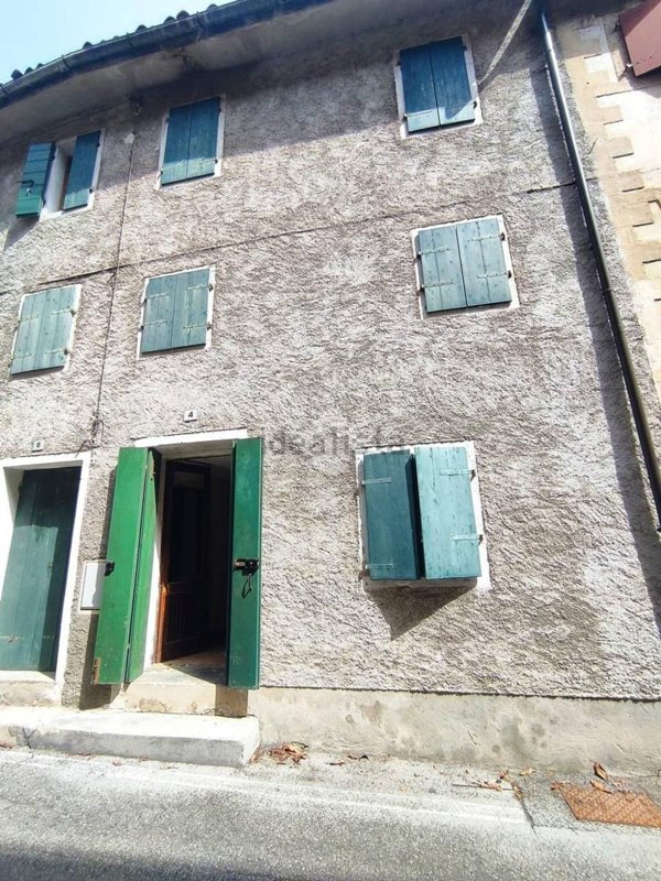 appartamento in vendita a Follina