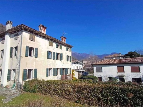 casa indipendente in vendita a Follina