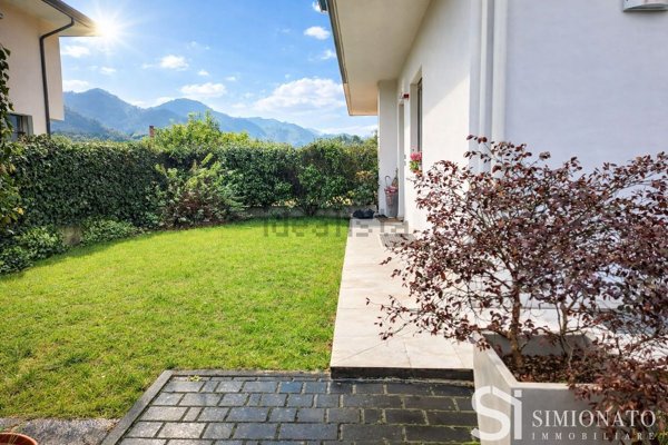 casa indipendente in vendita a Follina in zona La Bella