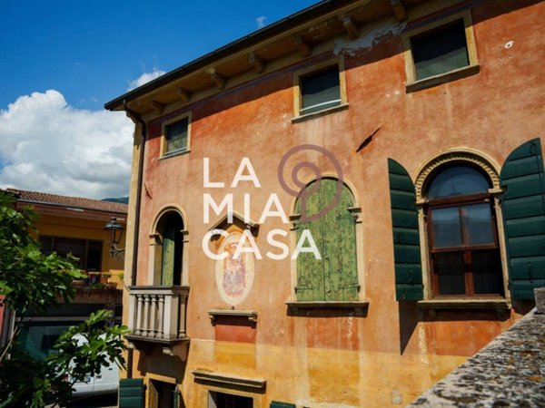 intera palazzina in vendita a Follina