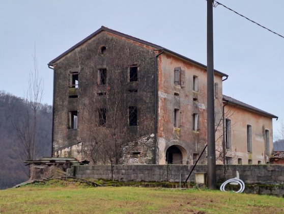 casa indipendente in vendita a Follina