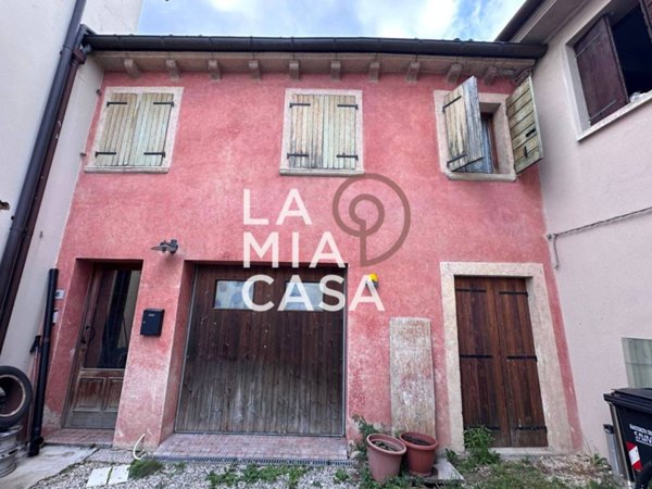 appartamento in vendita a Follina