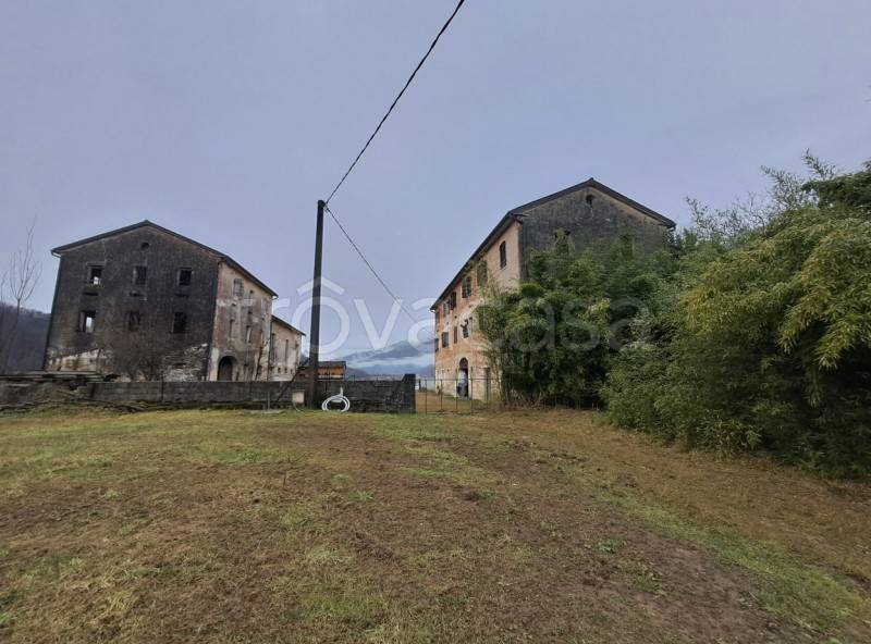 casa indipendente in vendita a Follina