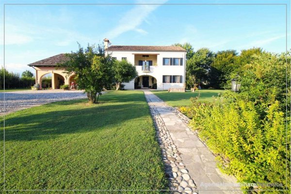 casa indipendente in vendita a Fontanelle