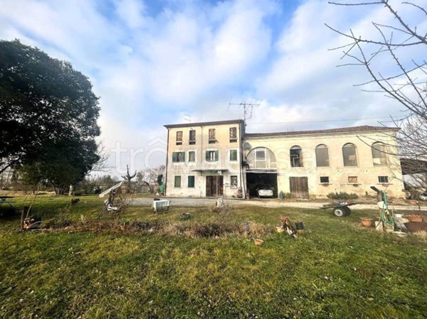 casa indipendente in vendita a Fontanelle