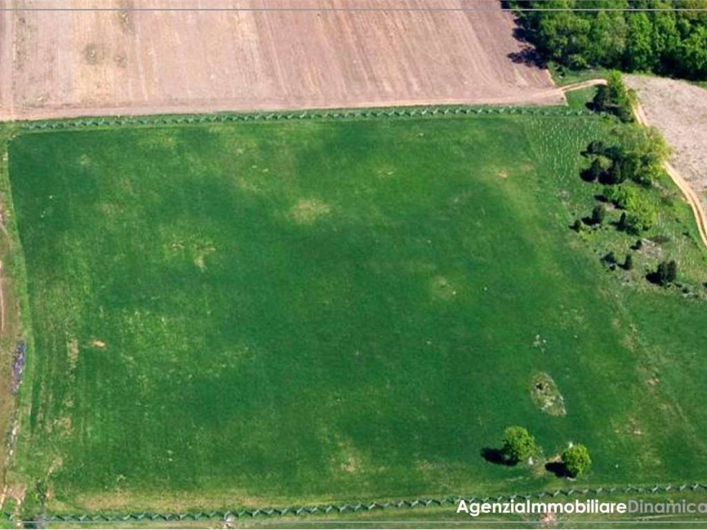 terreno edificabile in vendita a Fontanelle