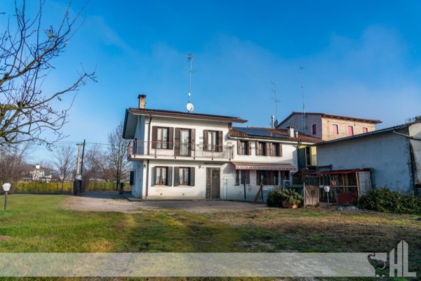 casa indipendente in vendita a Fontanelle