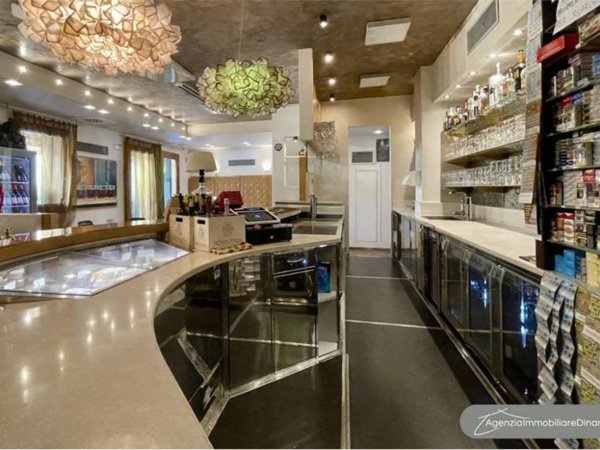 negozio in vendita a Fontanelle