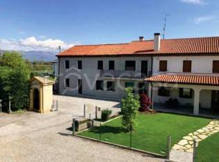 casa indipendente in vendita a Fontanelle