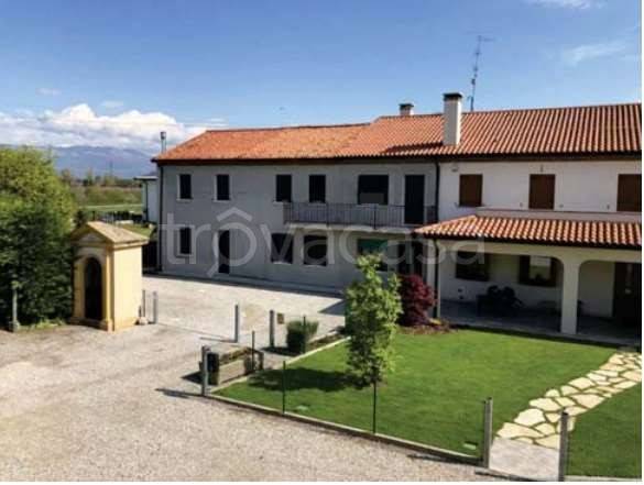 casa indipendente in vendita a Fontanelle