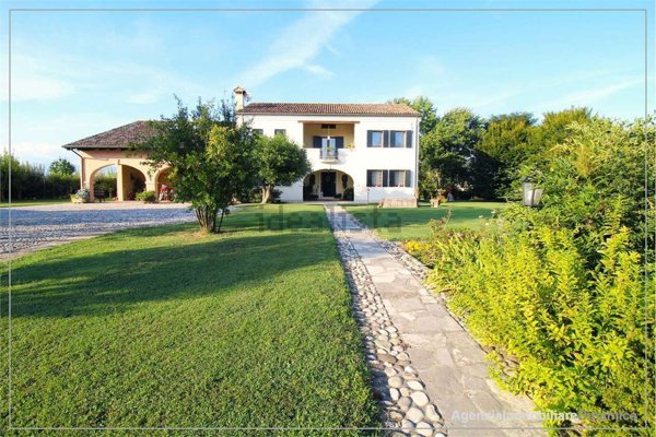 casa indipendente in vendita a Fontanelle